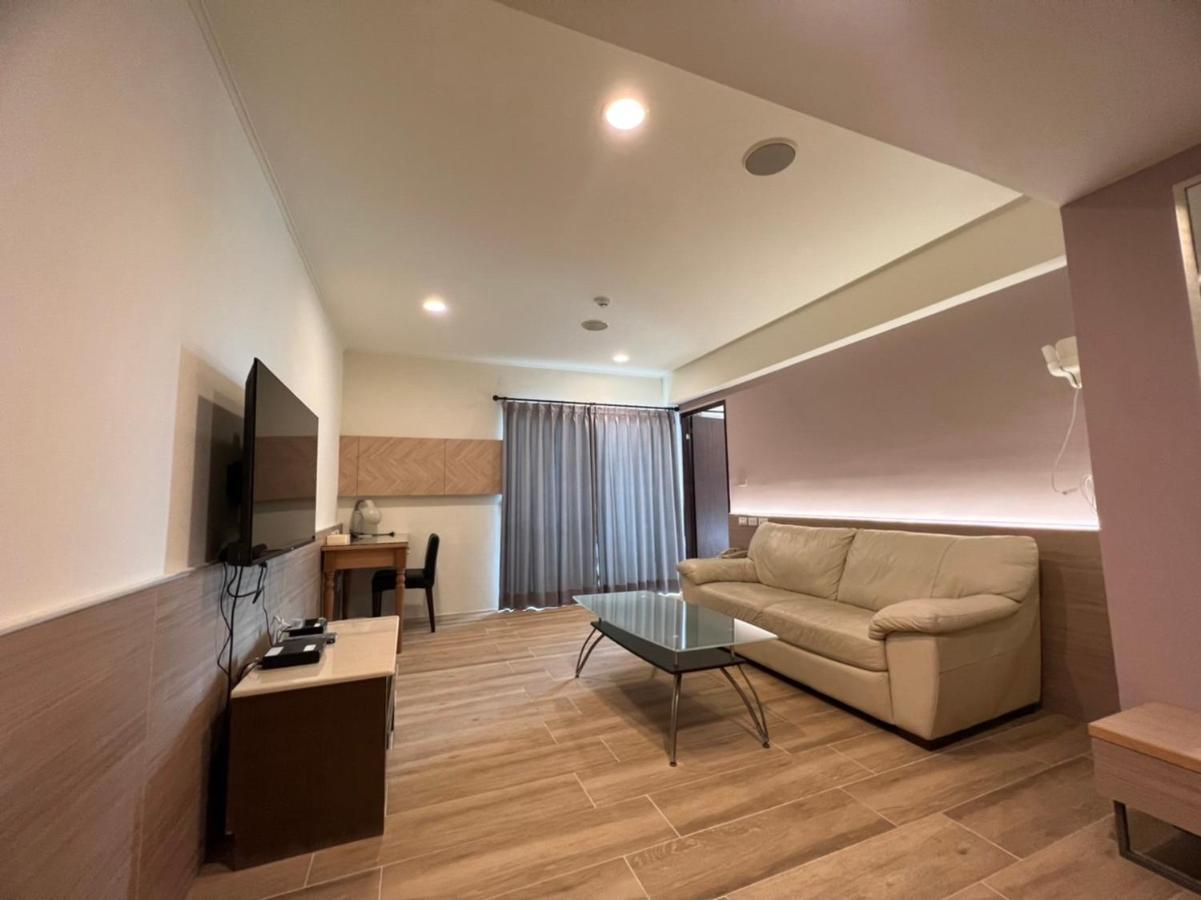 Sendale Tainan Science Park Hotel Xinshi Екстер'єр фото