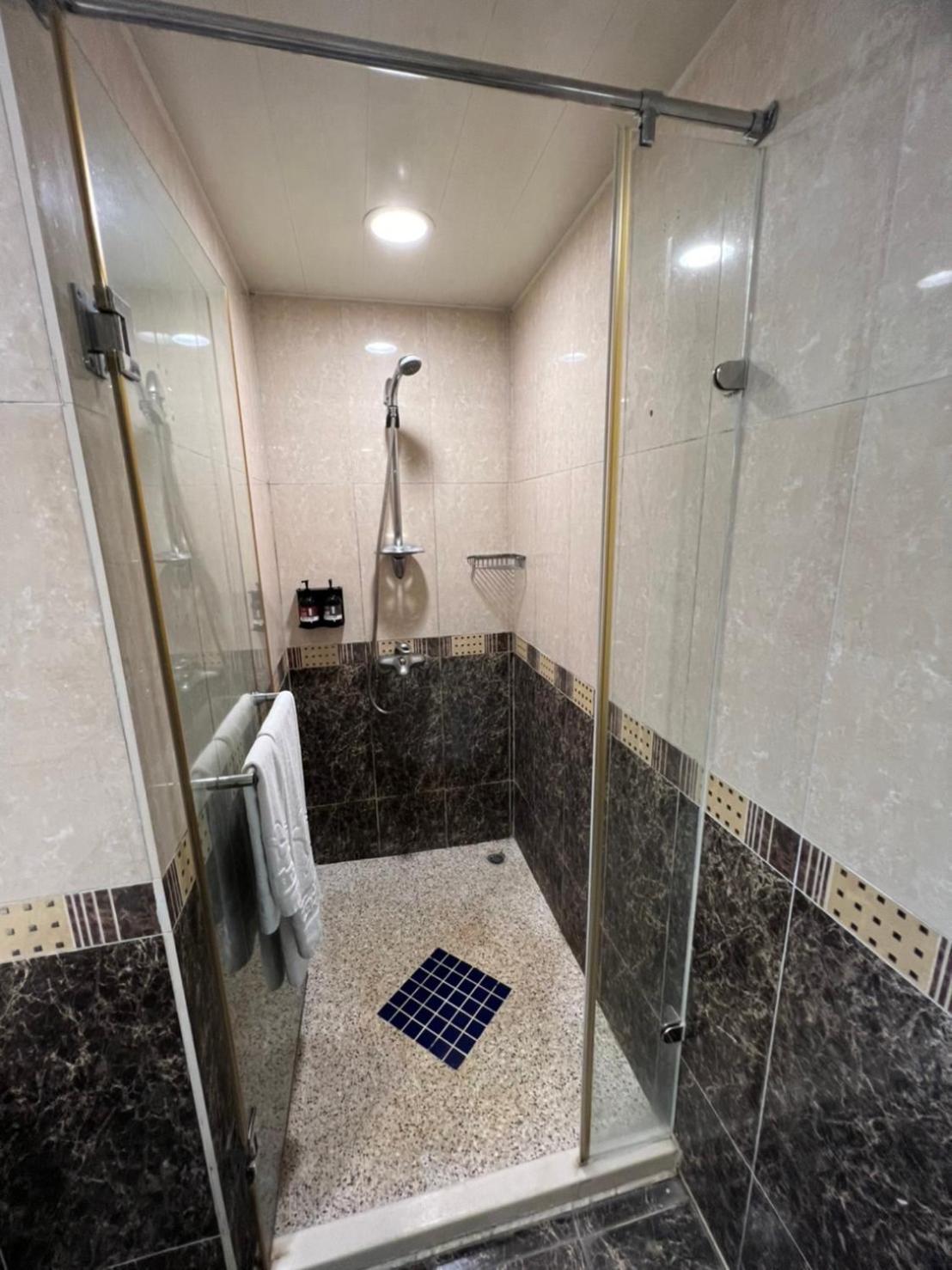 Sendale Tainan Science Park Hotel Xinshi Екстер'єр фото